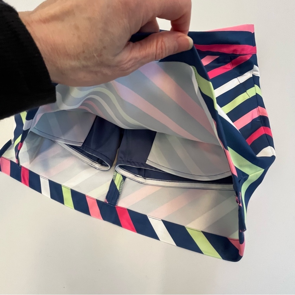 Vineyard Vines Striped Golf Tennis Pickleball Skort Performance 4 - Picture 9 of 11